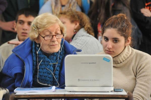 Une étude révèle l'impact des réseaux sociaux sur les performances scolaires des jeunes