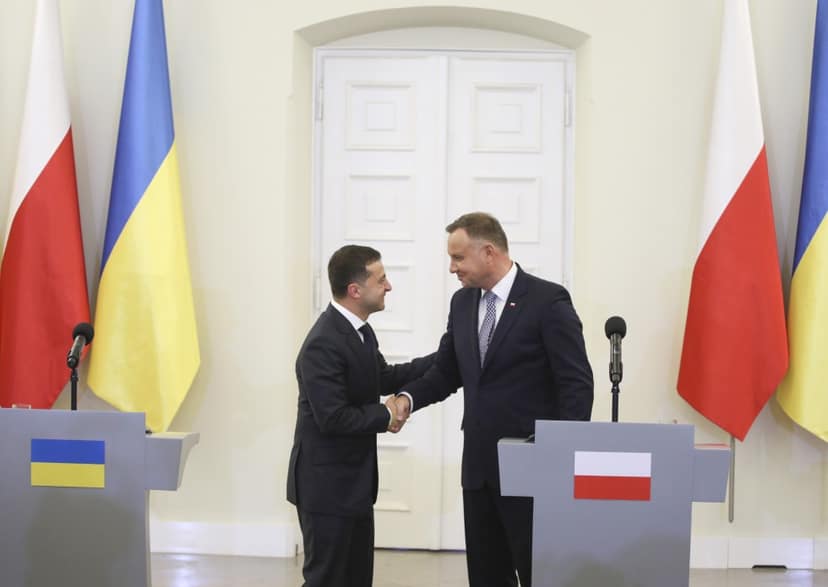 Ungarisches Parlament wählt András Baka zum neuen Staatspräsidenten