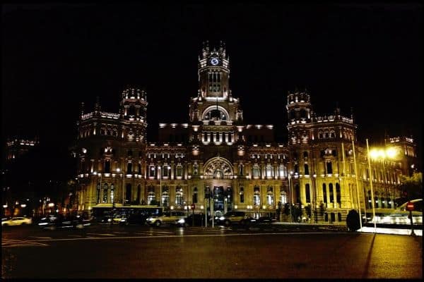 Un juzgado de Madrid investiga denuncias sobre la compra del ático del Gobierno