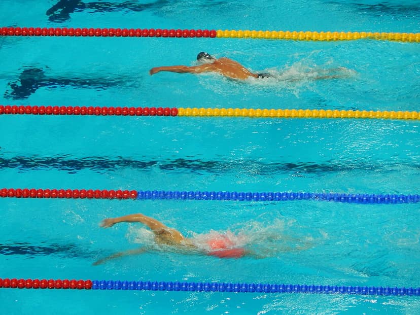 Italia conquista l'argento nella staffetta mista agli Europei di nuoto