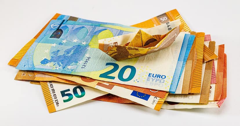 AIE senkt Prognosen für Ölangebot und -nachfrage für 2023