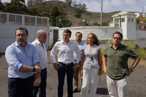 Albares verteidigt die Zusammenarbeit mit Marokko in der Migrationskrise von Ceuta
