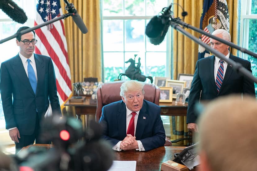 Trump Advocates Economic Pressure on Iran Amid Rising Tensions