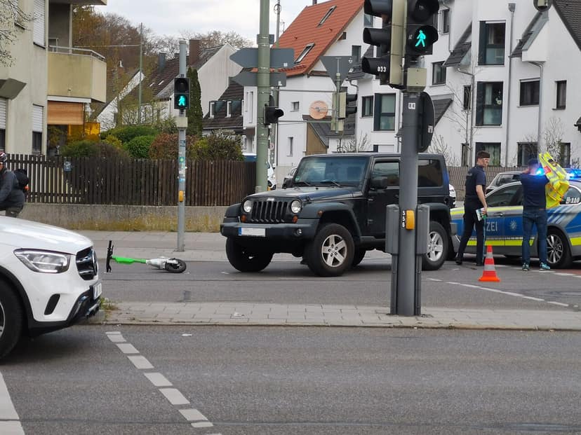 E-Scooter-Fahrer nach Unfall in Berlin in kritischem Zustand