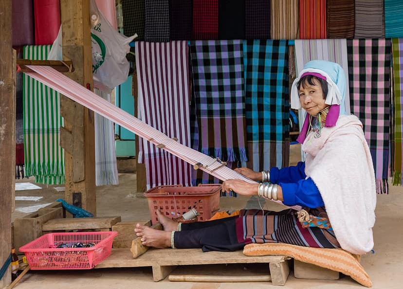 Thailand ontvangt Myanmarese coupleider Min Aung Hlaing