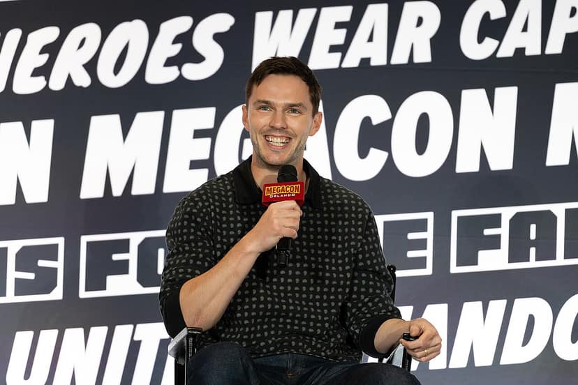Nicholas Hoult verkörpert Lockhart in Harry-Potter-Serie