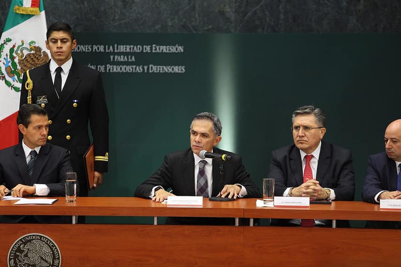 Abelardo de la Espriella inaugurado como nuevo presidente de Colombia