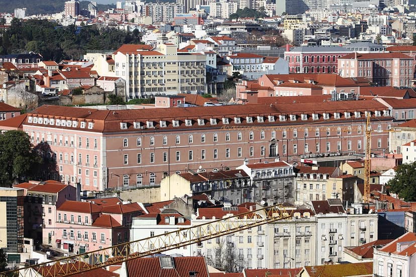 Mulher baleada junto ao Hotel na Baixa de Lisboa