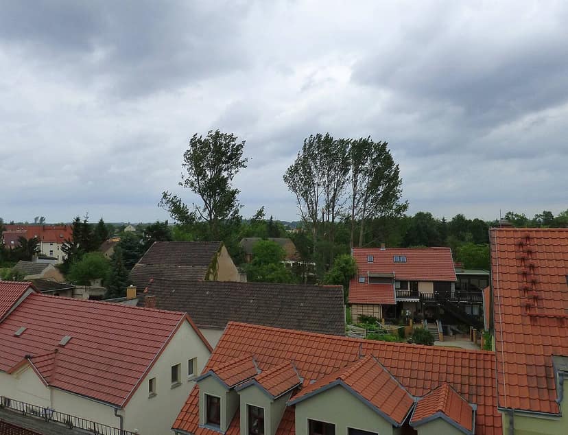 Unwetter verursacht Verletzte und Verkehrsprobleme in Deutschland