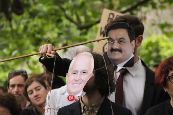 Amerikaanse rechter verwerpt strafrechtelijke aanklachten tegen Gautam Adani