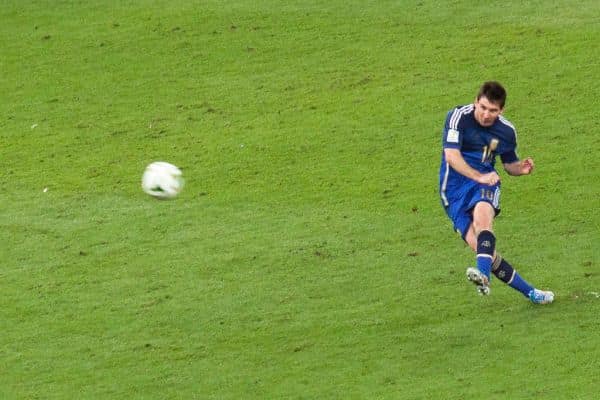 Lionel Messi expressa dúvidas sobre o seu futuro no futebol após a morte do pai