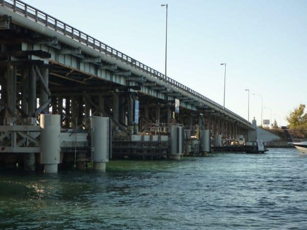 Fremantle Verkeersbrug opent eerder dan gepland en binnen budget