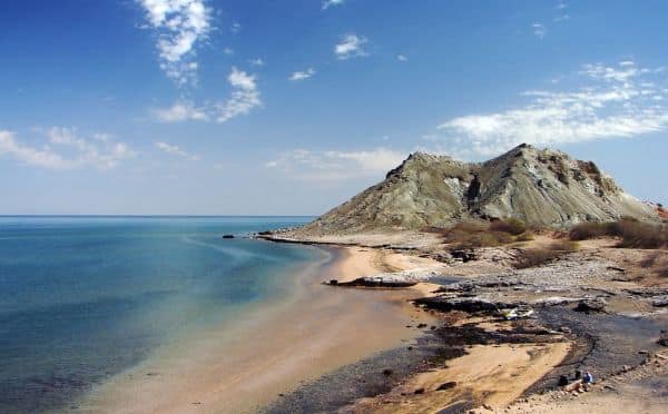 Oil Prices Increase Amid Uncertainty Over Hormuz Strait Reopening